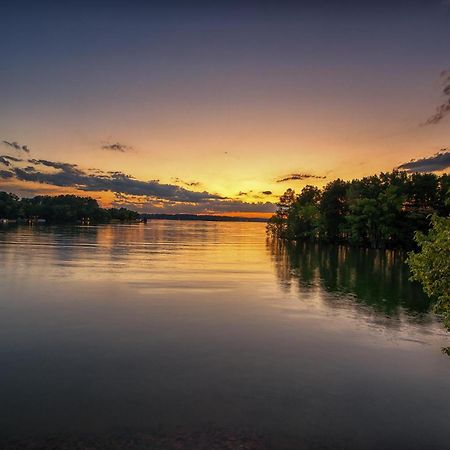 Lake Norman Hideaway Mooresville Extérieur photo